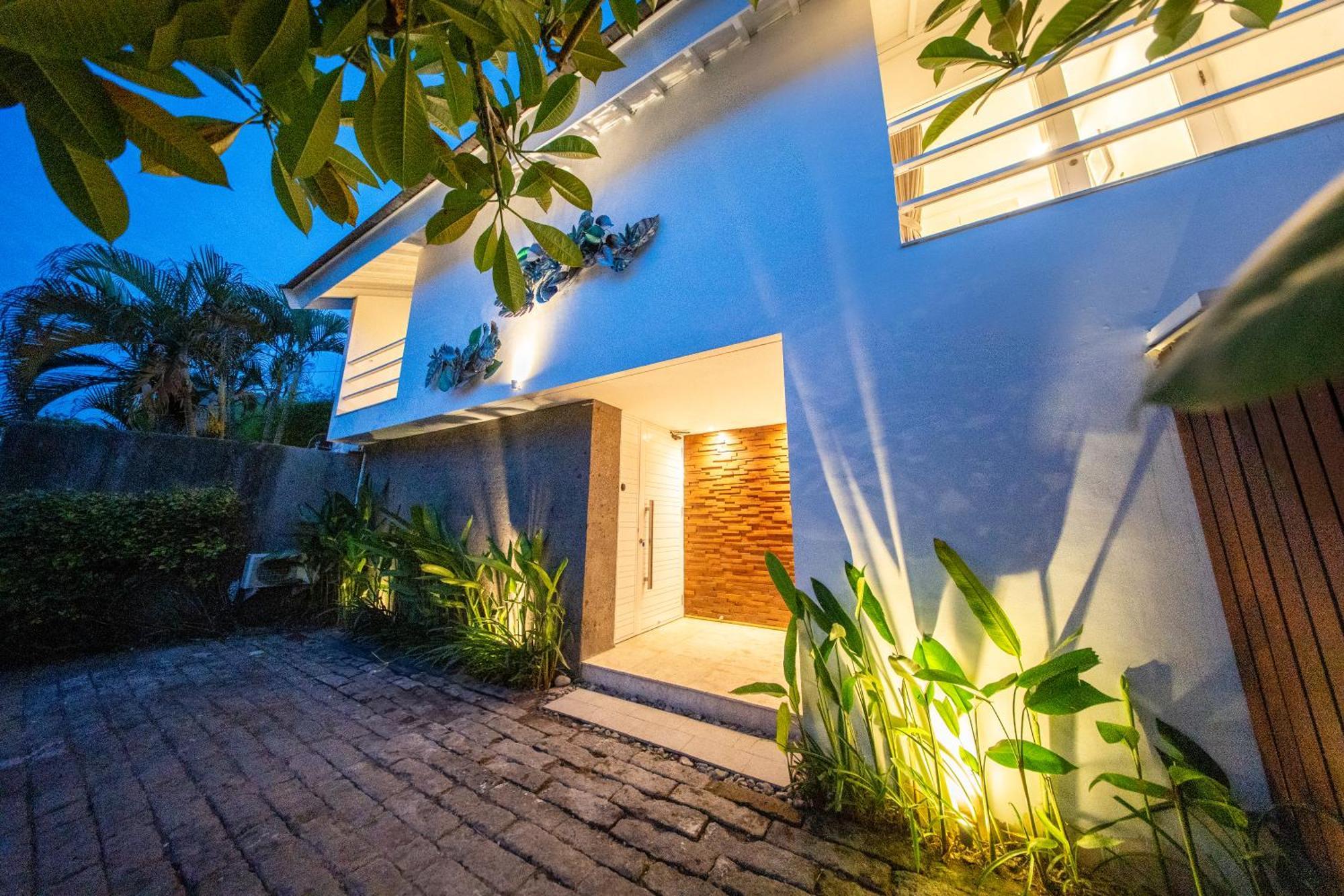 Villa Rainbow Sanur Exterior photo